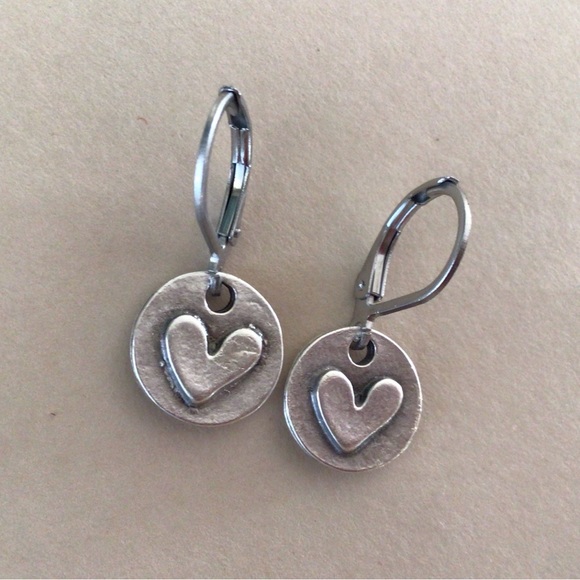 New Sundance Charm Earrings leverback wires - Picture 6 of 13